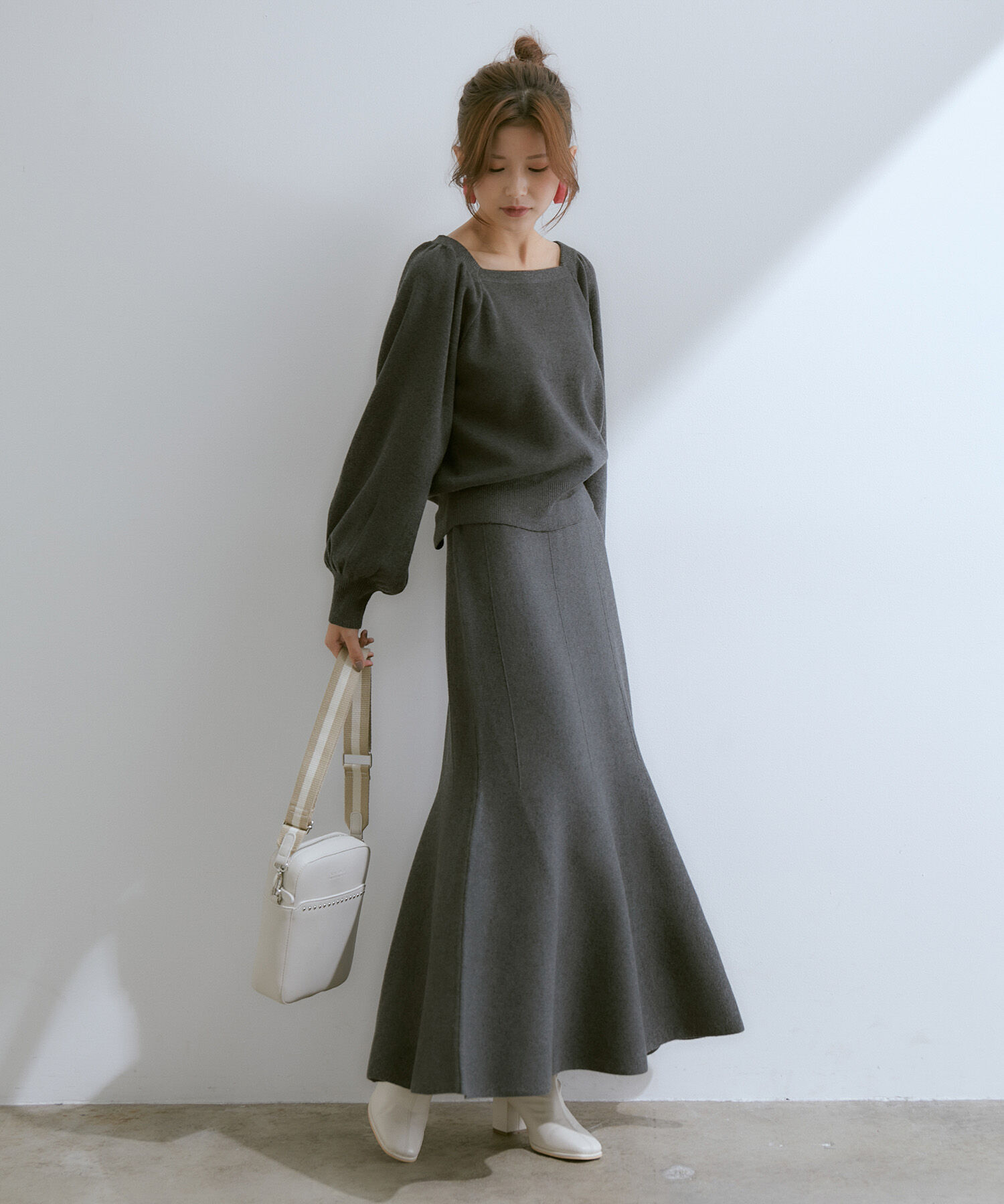 vis-a-vis「【WEB限定】前後2WAYスクエアネックニット【セットアップ対応】」|ニット・セーター|