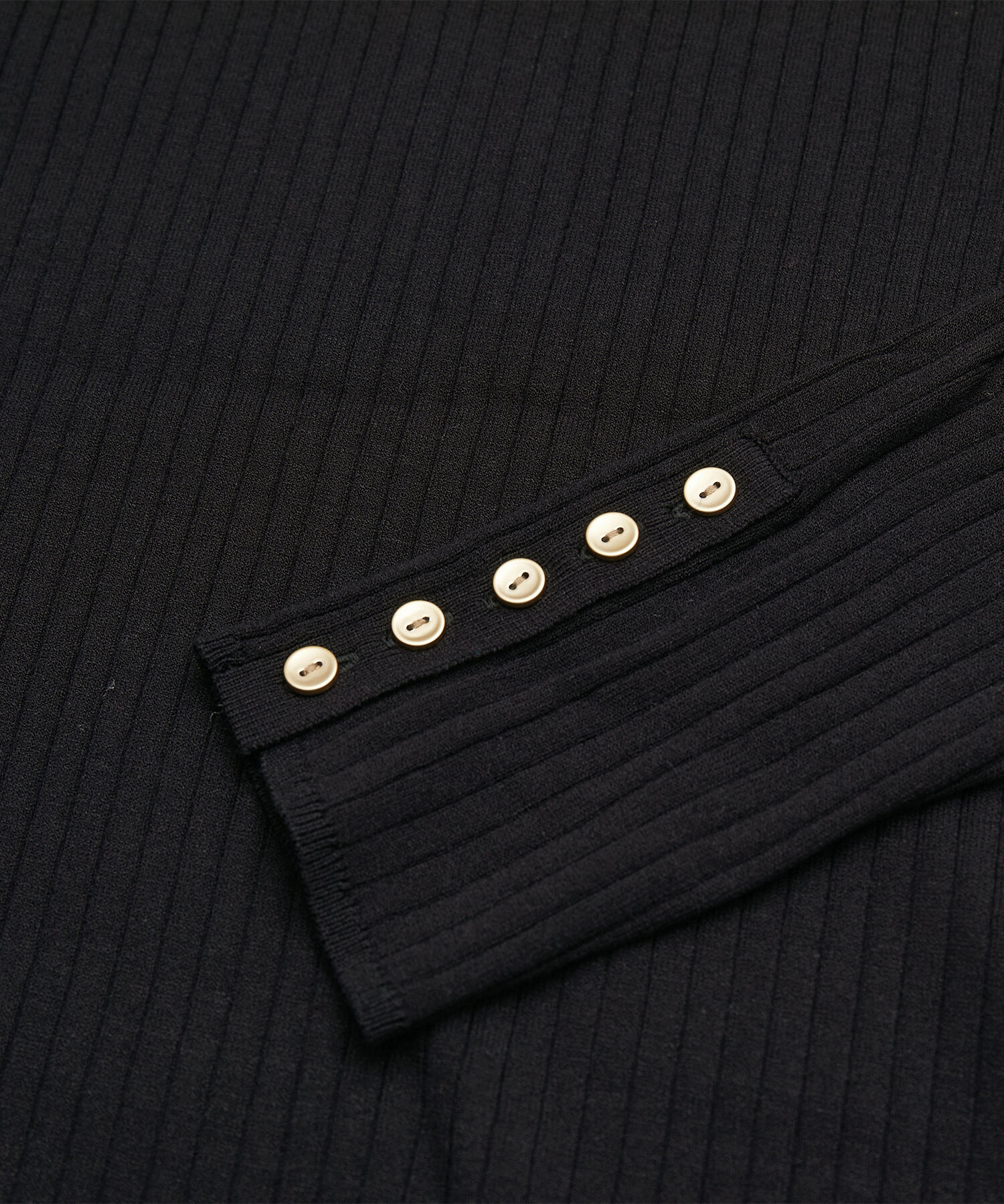 Rope&rsquo;Picnic「【WEB限定】袖アソートボタンハイネックニット」|ニット・セーター|