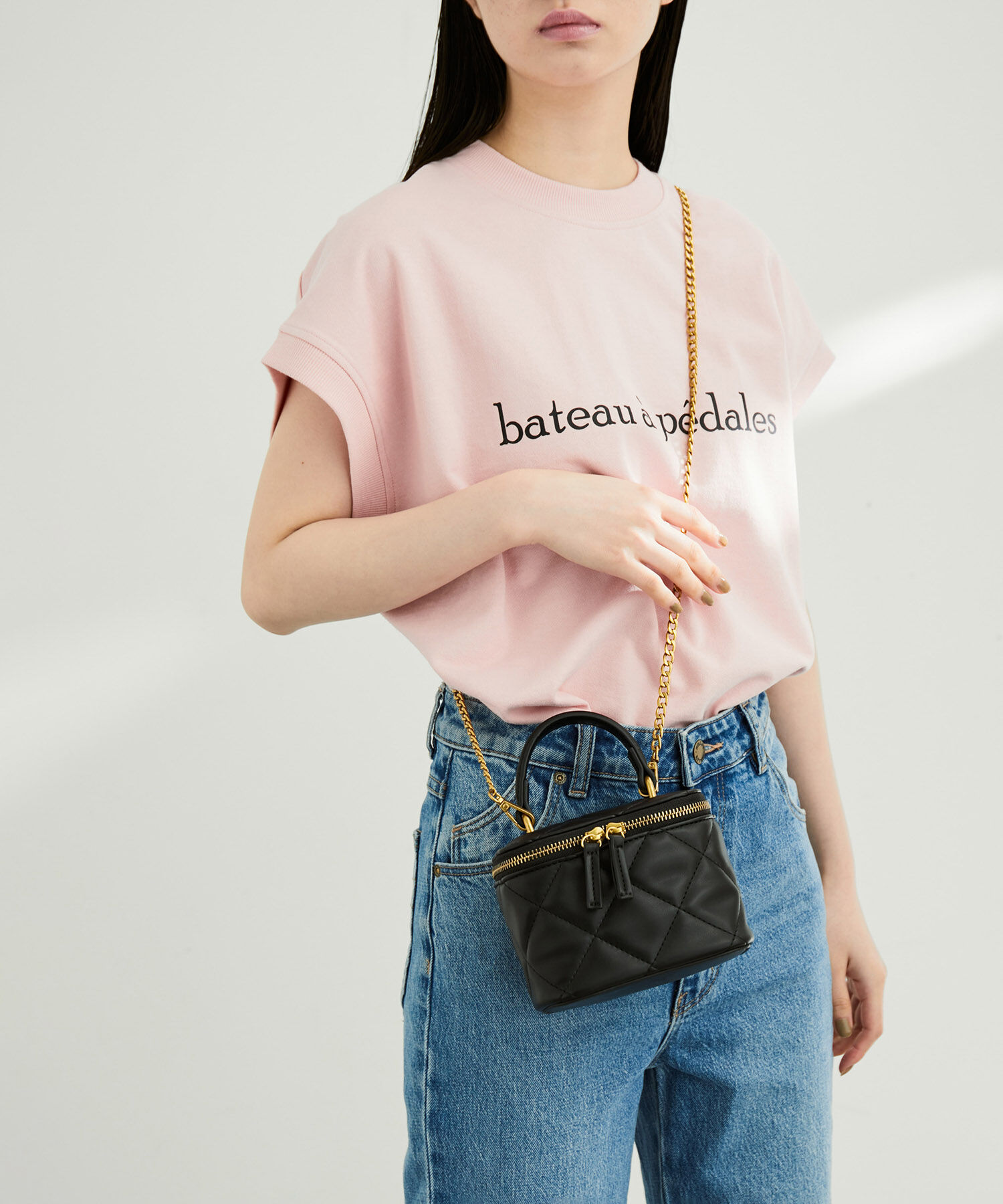 ADAM ET ROPE'「キルティングMINIバニティーバッグ」|ショルダー・メッセンジャー|