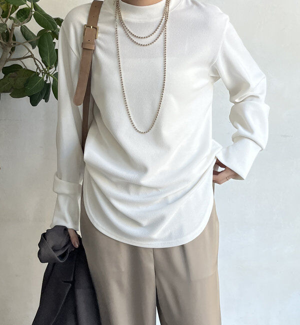  「【WEB限定】裾ラウンドカットトップス」|Tシャツ・カットソー|オフホワイト