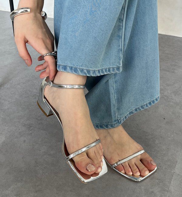  「スクエアストラップサンダル」|サンダル|シルバー