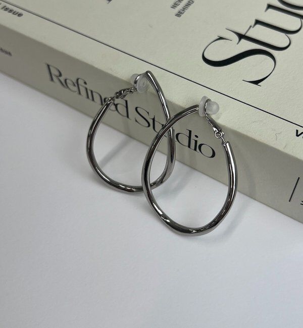  「〈GOLDY/ゴールディ〉カービーフープイヤリング」|リング|