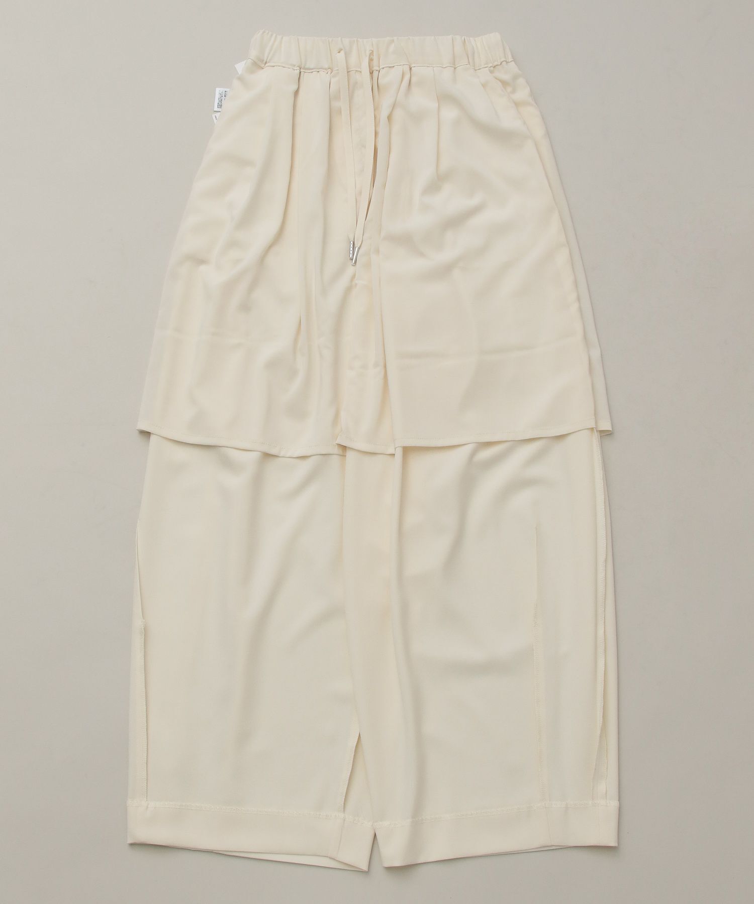 A part by 「スラックスコクーンパンツ」|チノ|