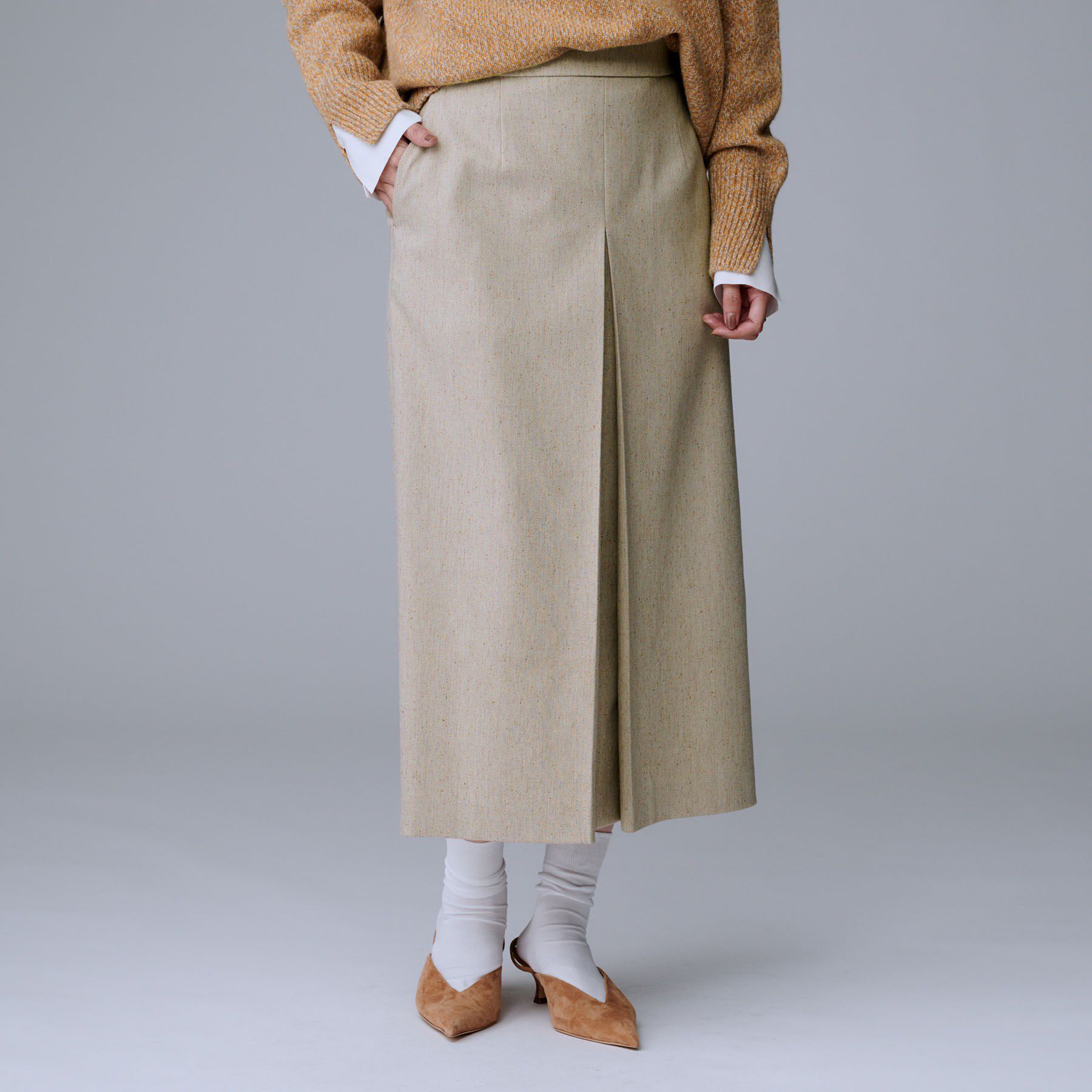 UNTITLED「【ウエスト後ろゴム/シーズンレス】シルクネップツイード ナロースカート」|スカート|ライトベージュ(05