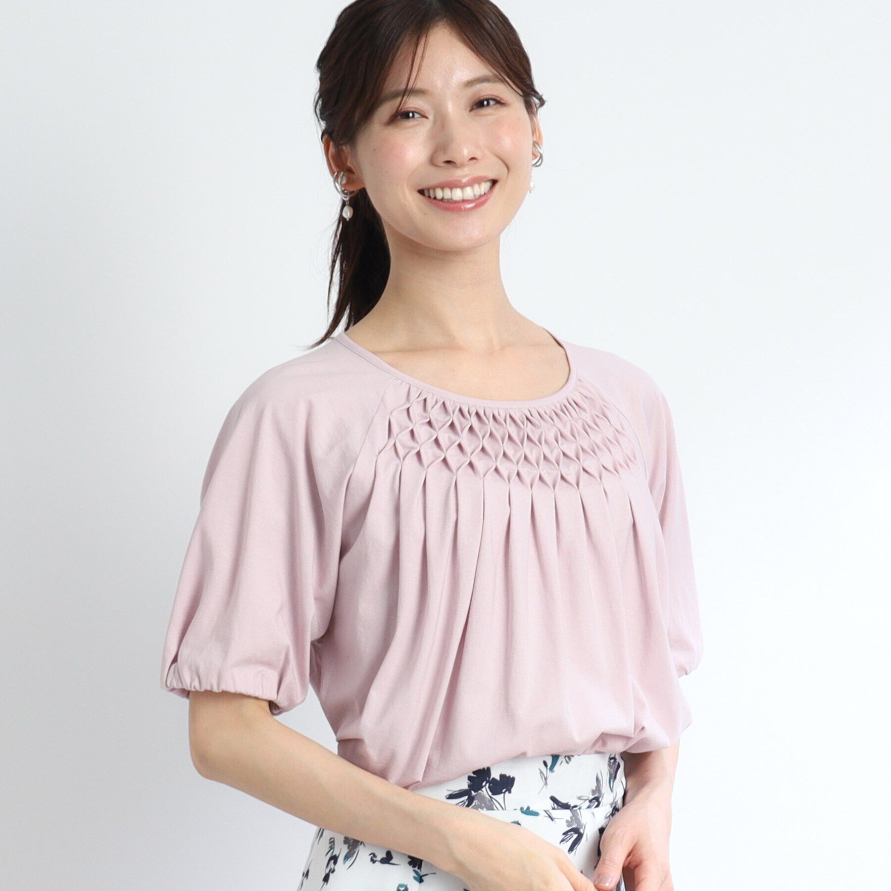 Reflect「【SALE／接触冷感／洗える】スモッキング刺繍ジャージブラウス」|Tシャツ・カットソー|