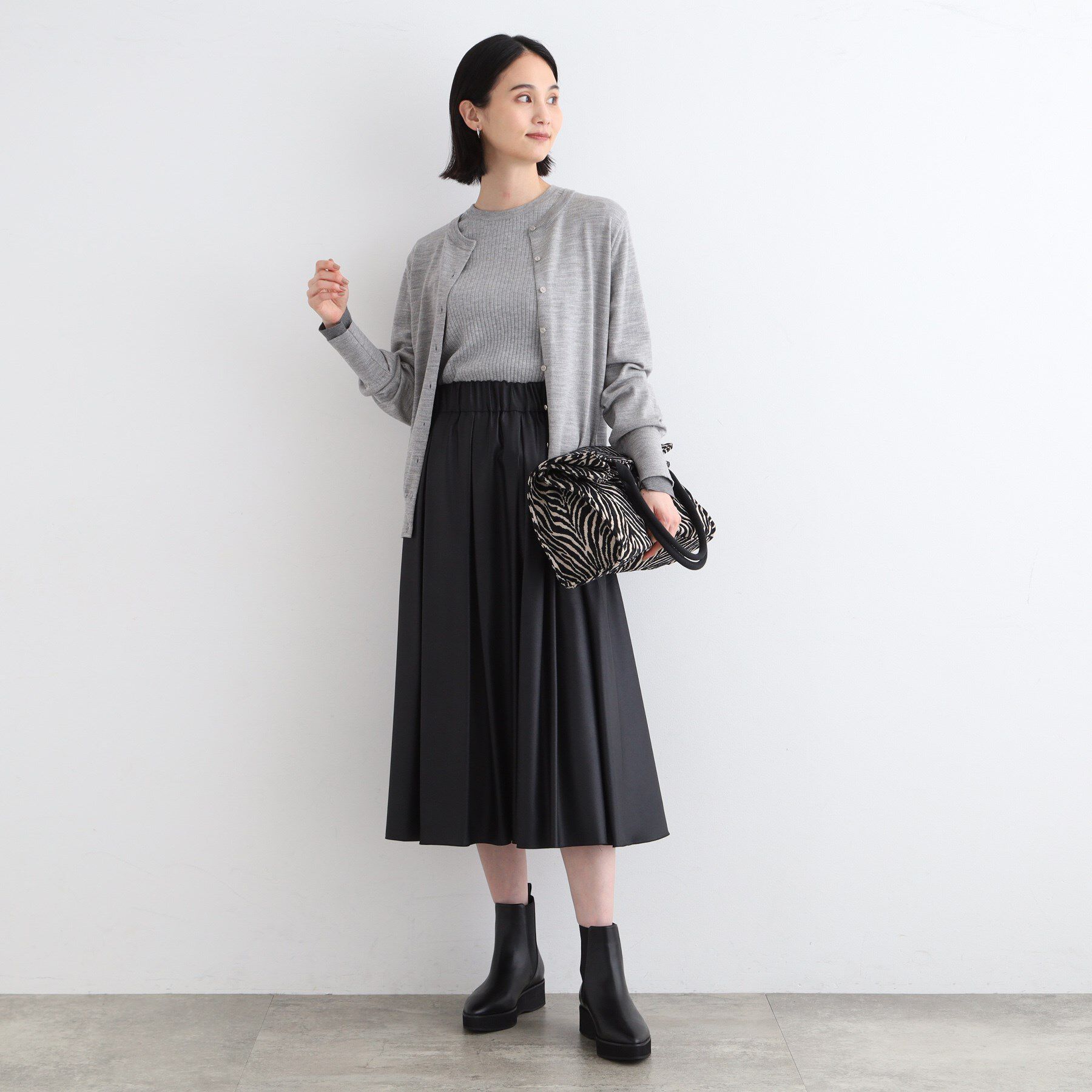 INDIVI「【ウール100%/アンサンブル可】エクストラファインメリノ クルーネックカーディガンニット」|カーディガン|