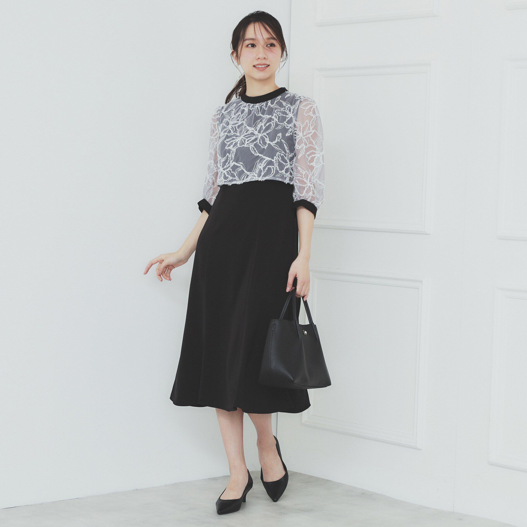 index「フラワーチュールドッキングフレアワンピース【洗濯機洗い可】」|ワンピース|