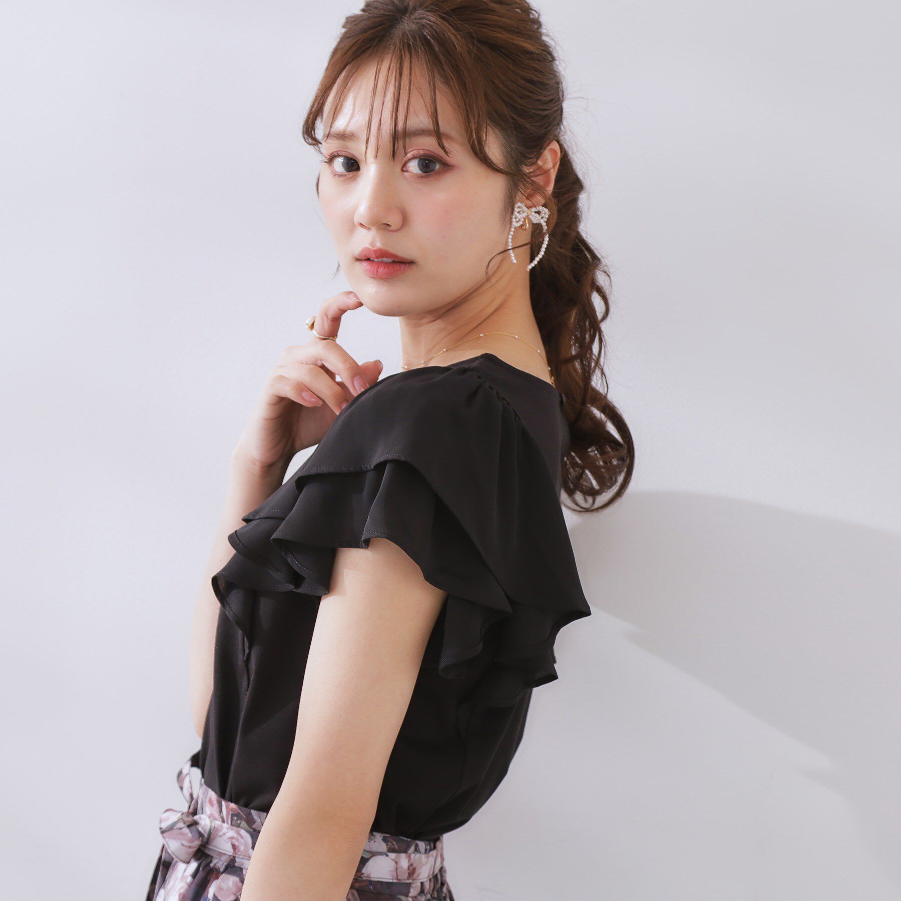 Couture broach「【接触冷感・UVカット・二の腕カバー】ラッフルフレアスリーブ」|Tシャツ・カットソー|