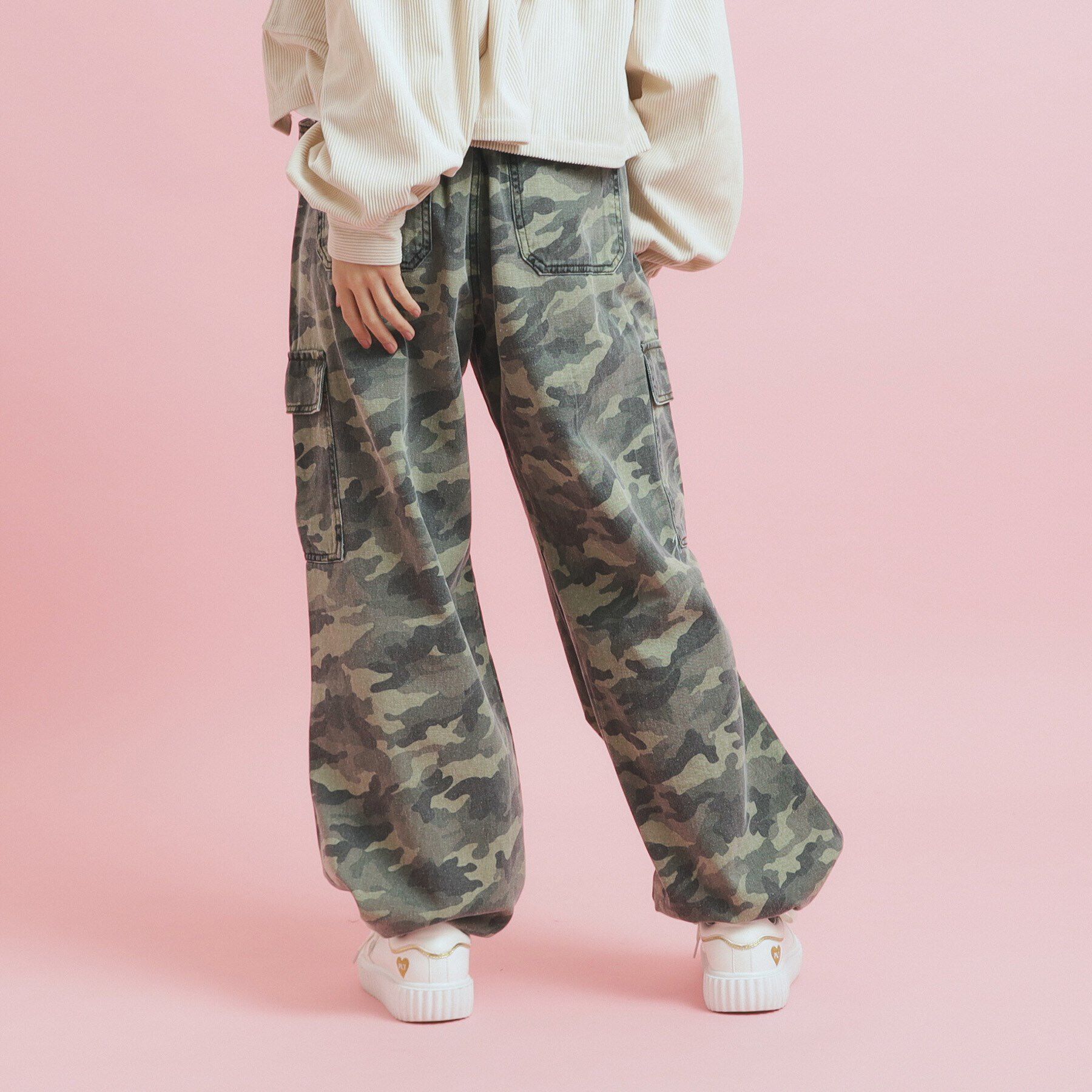 PINK-latte「ゆったりシルエットのカーゴパンツ」|その他|