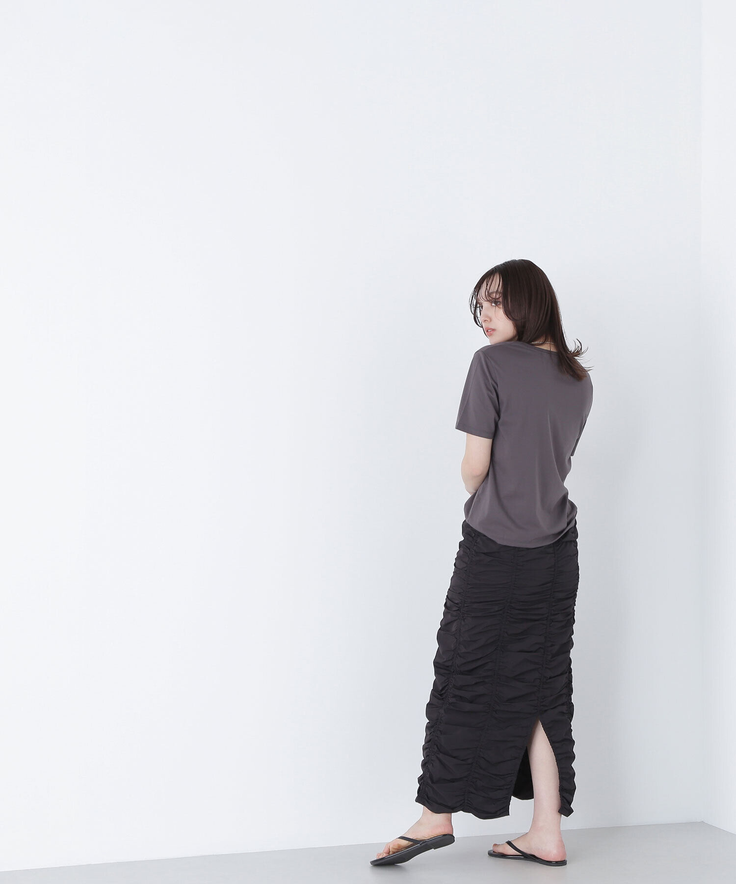  「箔ロゴプリントTシャツ」|Tシャツ・カットソー|