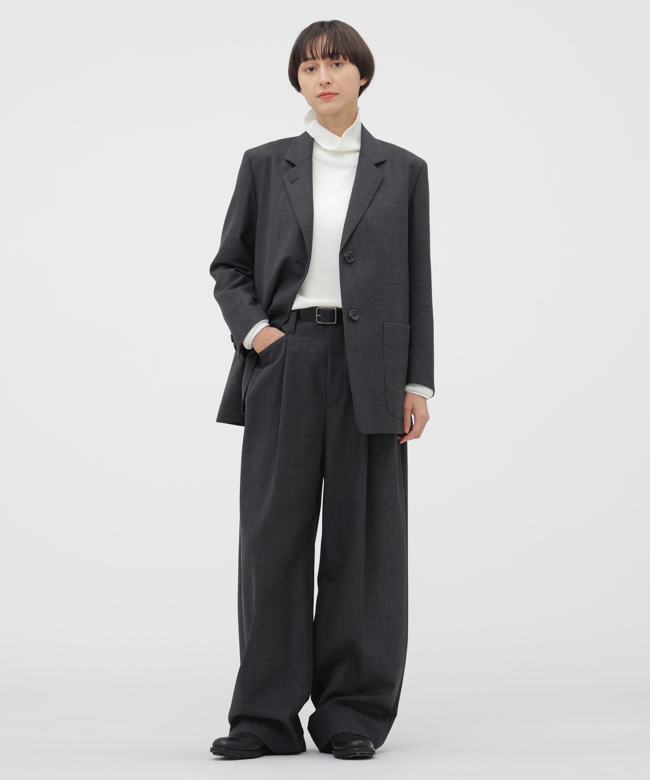  「CRISP WOOL PLAINWEAVE TROUSERS」|その他|CHARCOAL3