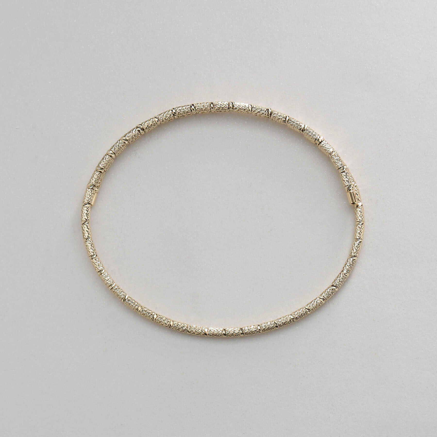 COCOSHNIK「K10テクスチャーボール マグネットバングル」|ブレスレット・バングル|