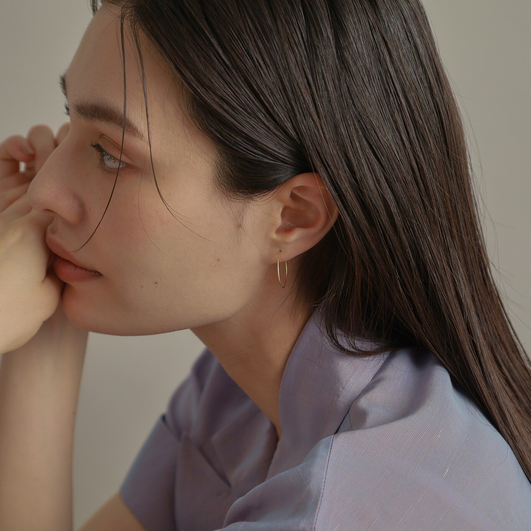 COCOSHNIK「K18オメガチェーン フープピアス小」|ピアス|