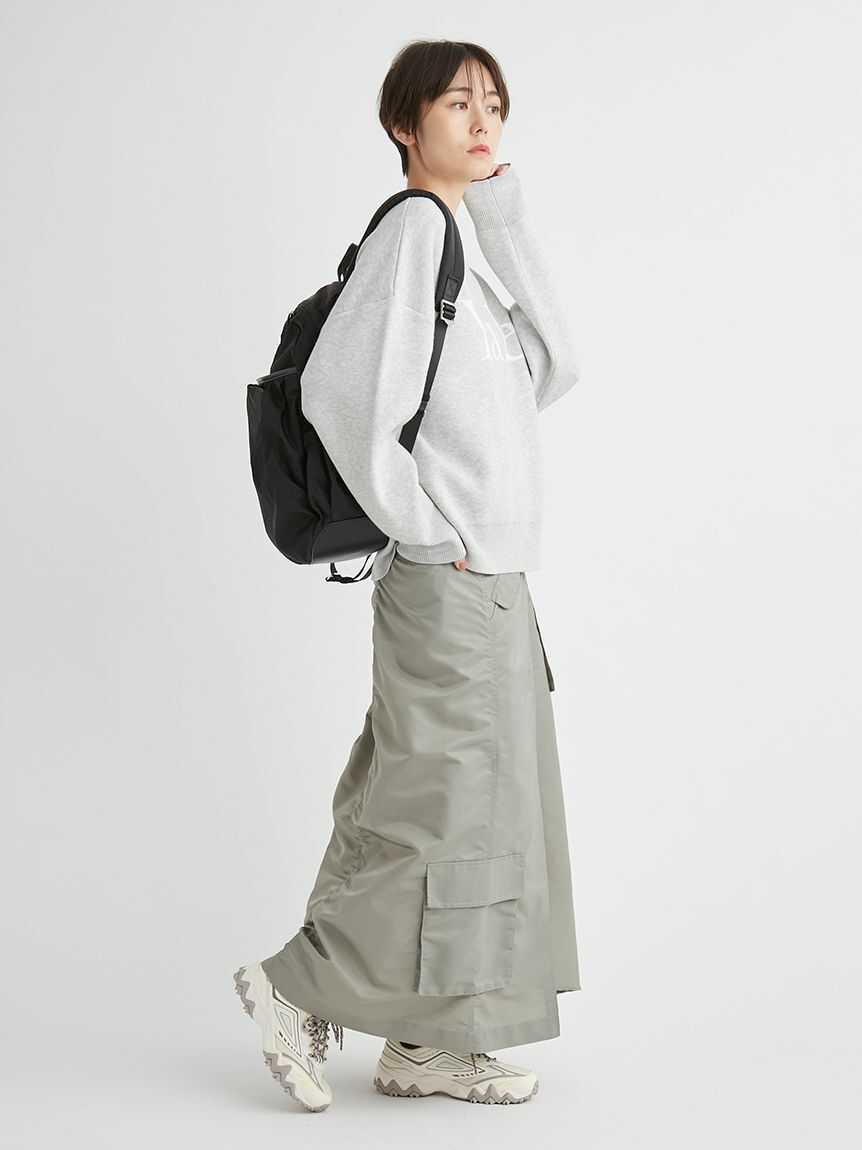 emmi atelier「eco 撥水レザーパイピングギャザーボディーバックパック」|リュック|