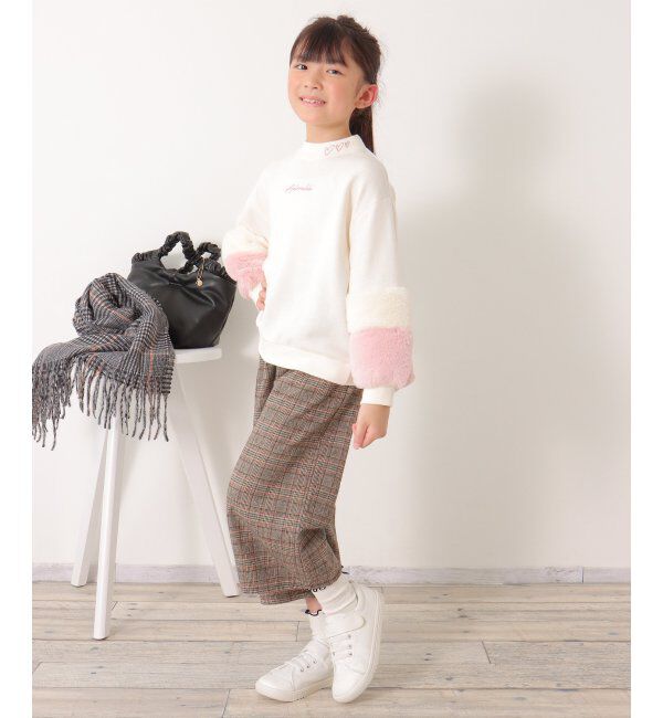 ikka kids「袖ファー刺繍裏毛プルオーバー 2 （120~160cm）」|Tシャツ・カットソー|