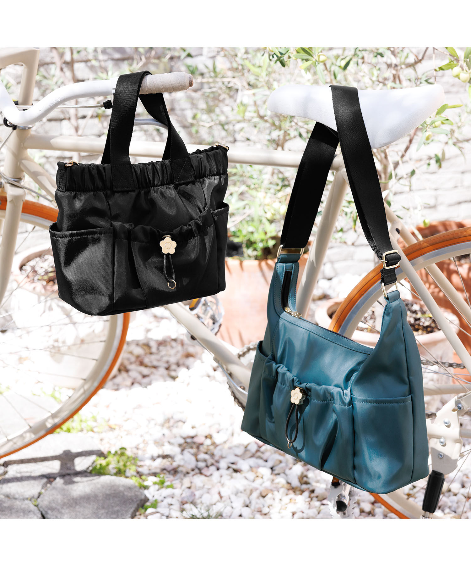 MARY QUANT「デイジードロストポケット ショルダー」|ショルダー・メッセンジャー|