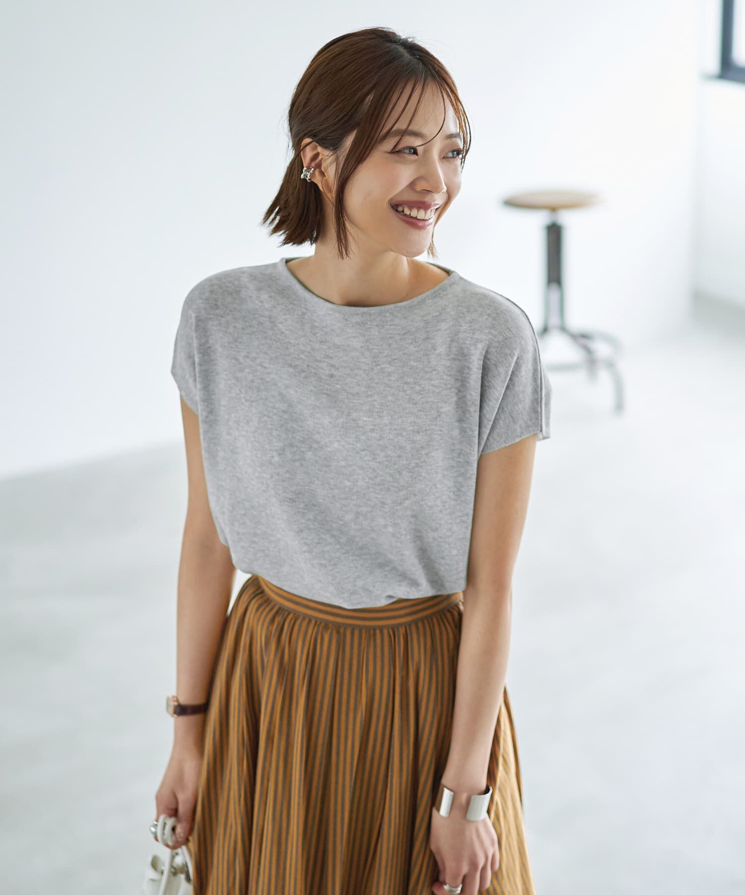 STYLE DELI「Tシャツみたいな微シアー麻調ニットトップス」|ニット・セーター|グレー