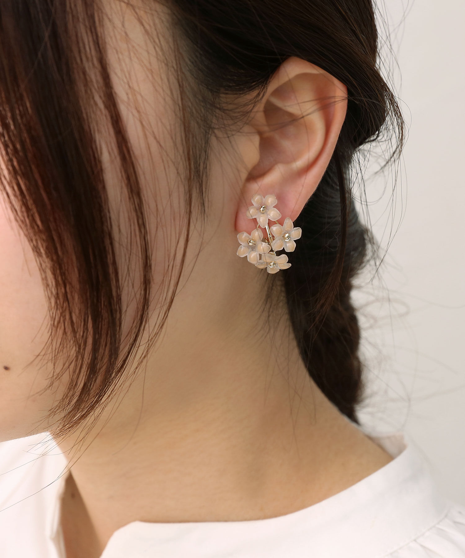 colleca la「シアーフラワー ブーケイヤリング」|イヤリング|