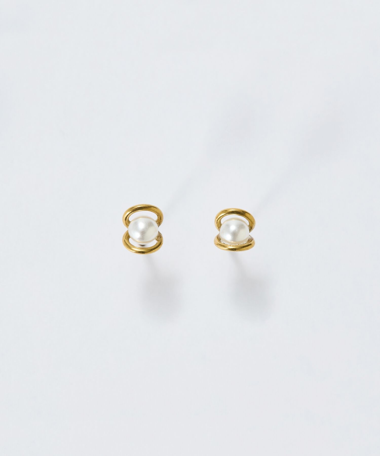 Phoebe「【金属アレルギー対応】プチメタルパールピアス/サージカルステンレス」|ピアス|