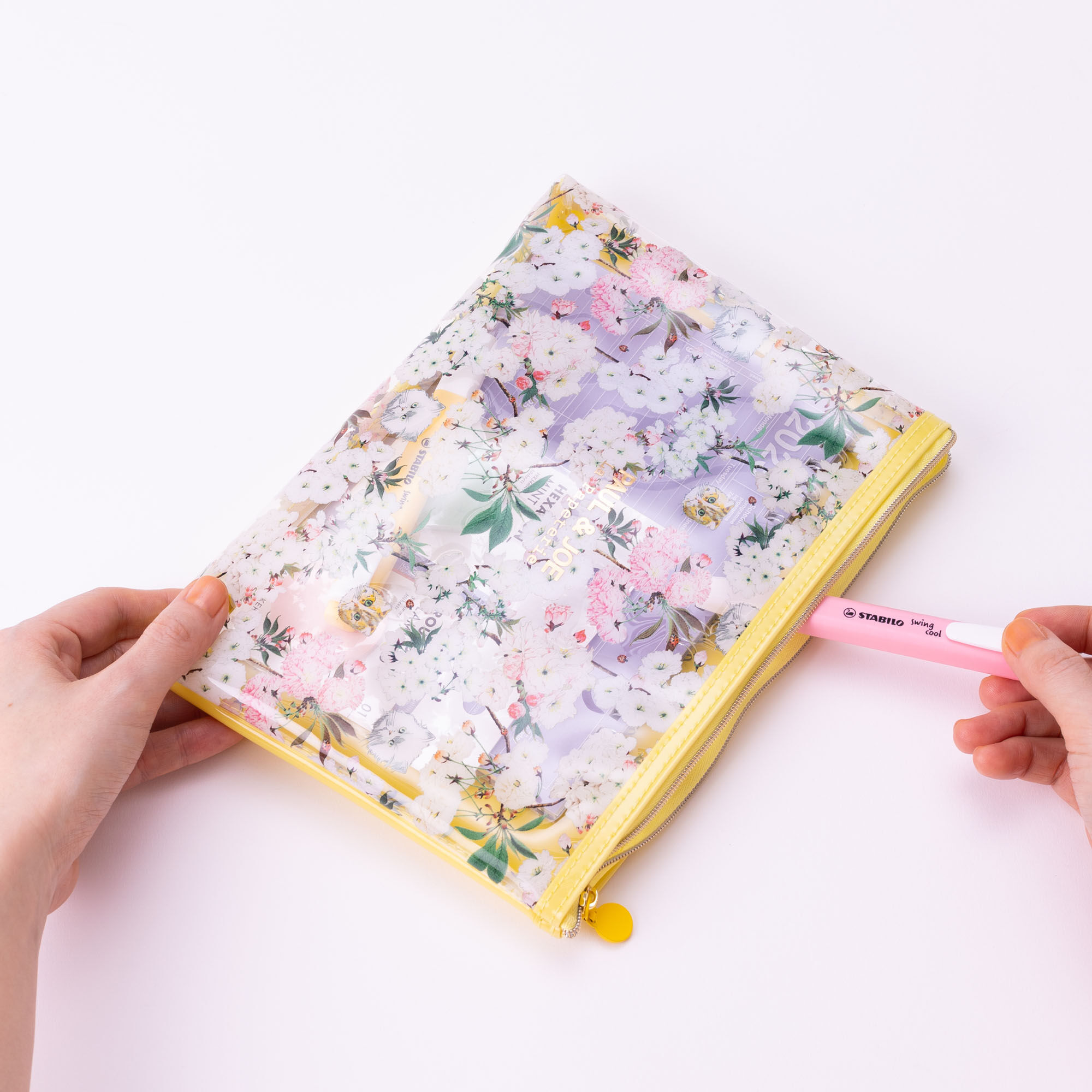 PAUL&JOE「フラットポーチ／ポール＆ジョー」|ポーチ|