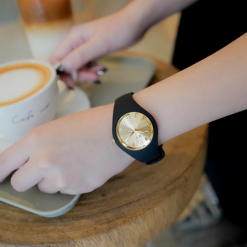 ICE-WATCH「〈ICE-WATCH(ｱｲｽｳｫｯﾁ)〉ICE glam ﾌﾞﾗｯｸ ｼｯｸ S37」|腕時計|BLACK