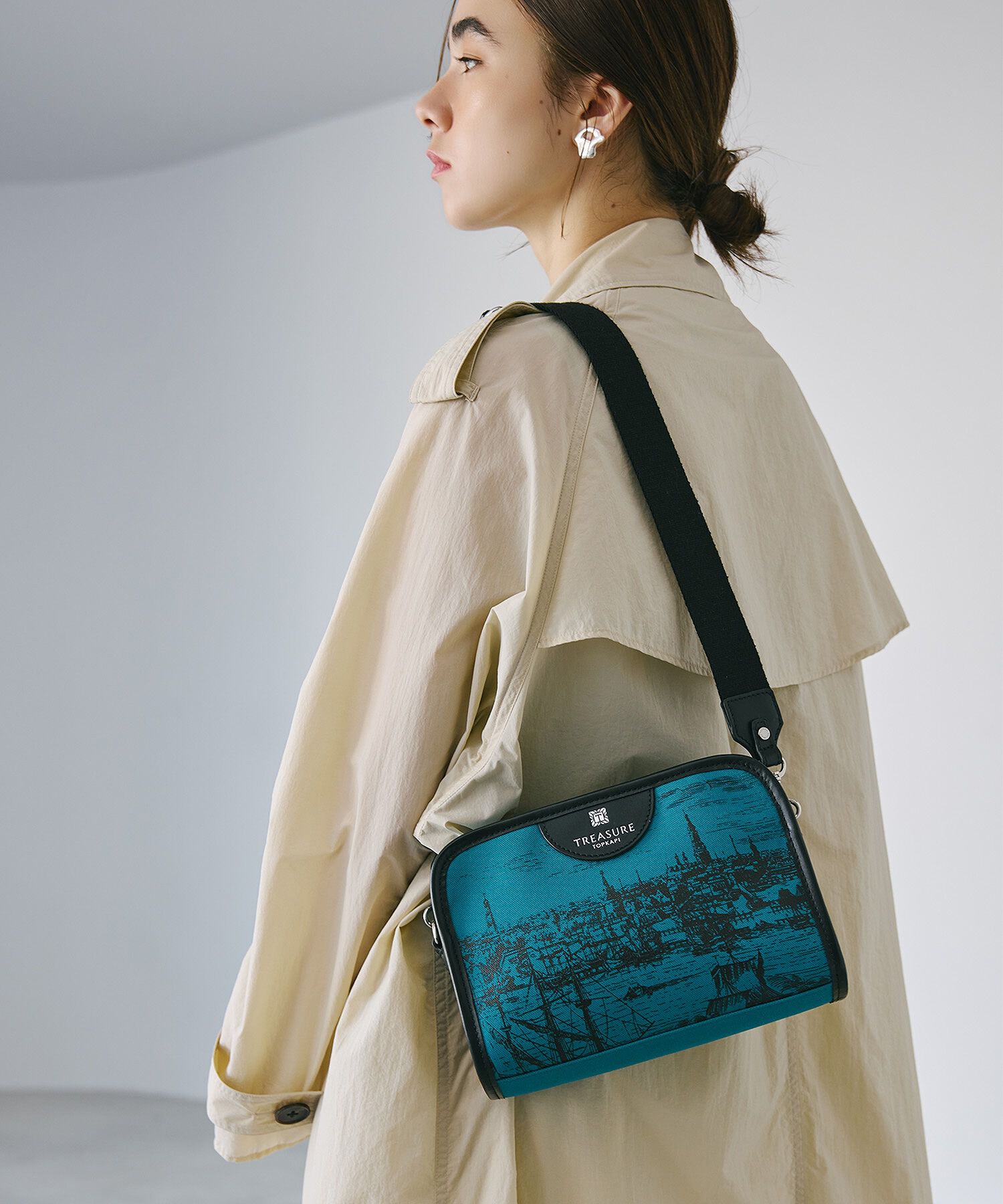 TOPKAPI TREASURE「【TREASURE TOPKAPI】キャンバス プリント ワンハンドル ショルダーバッグ」|ショルダー・メッセンジャー|
