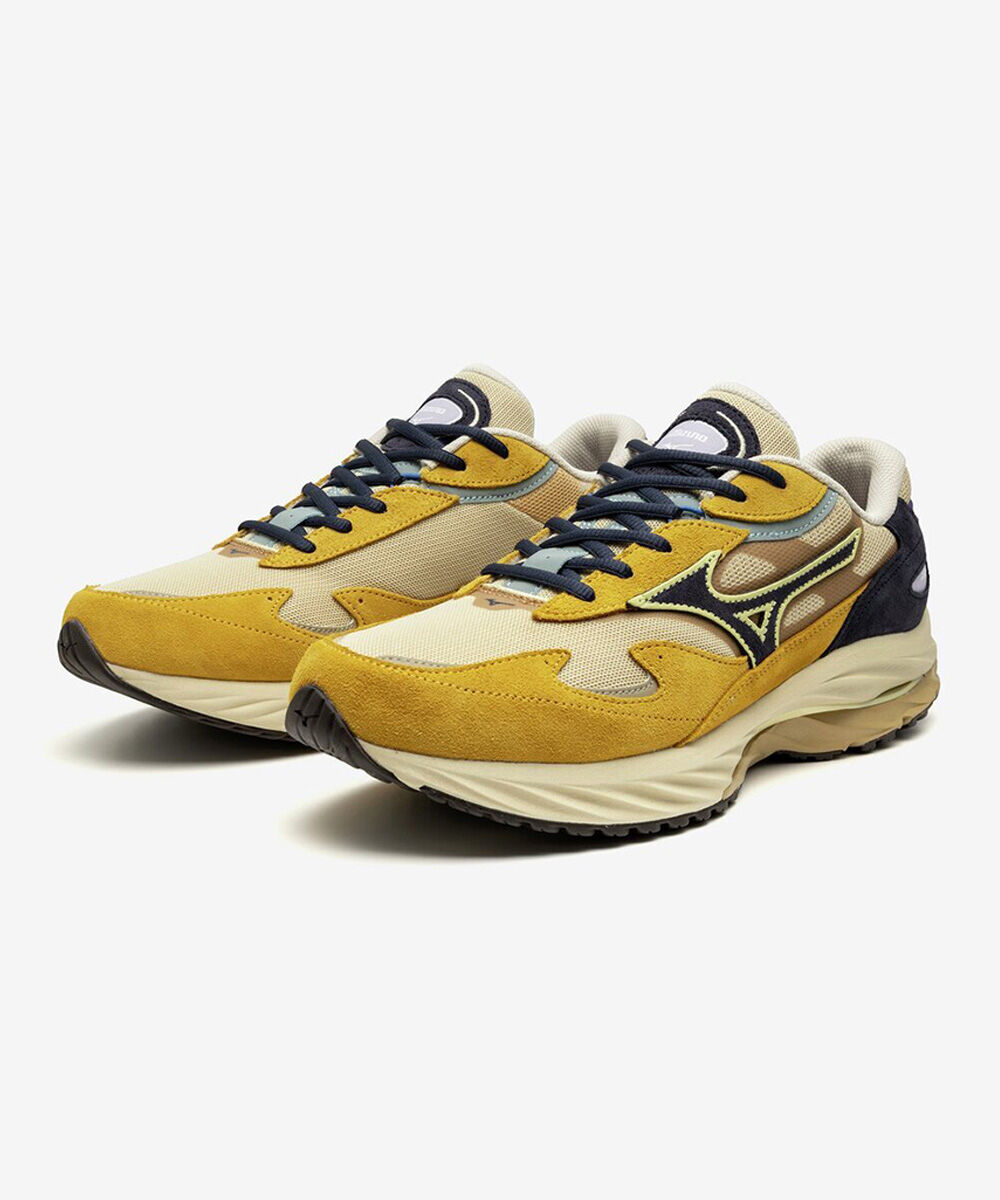 MIZUNO「WAVE RIDER &beta;」|スニーカー|マスタード