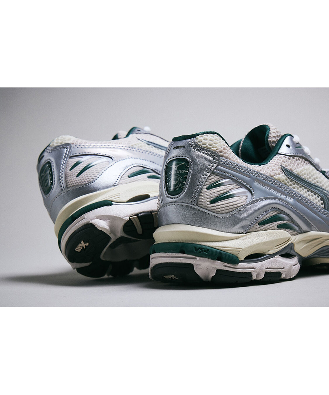 MIZUNO「WAVE RIDER 10」|スニーカー|