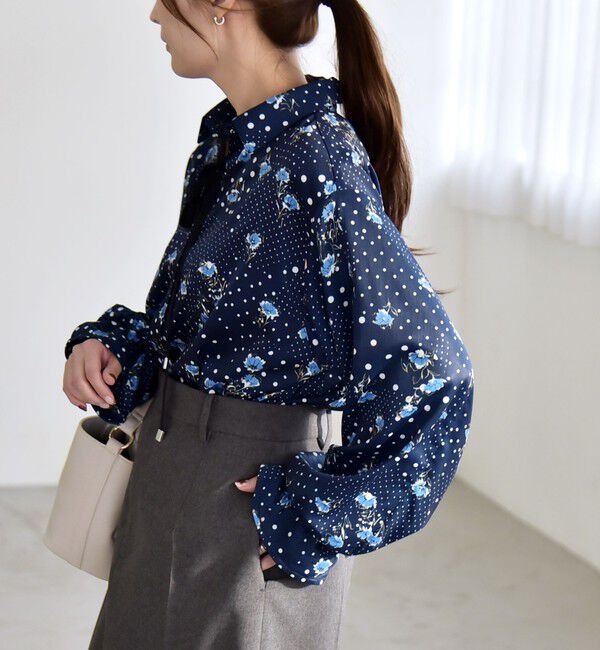quaranciel「《予約》quaranciel:〈洗濯機可能〉ドット フラワー プリント リボンタイ シャツ」|シャツ・ブラウス|
