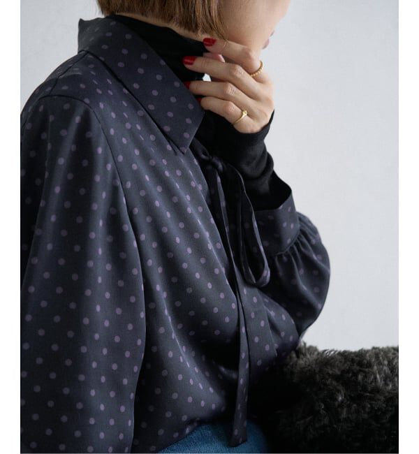 IENA「《WEB限定/追加3》サテンドットタイ付ブラウス」|シャツ・ブラウス|