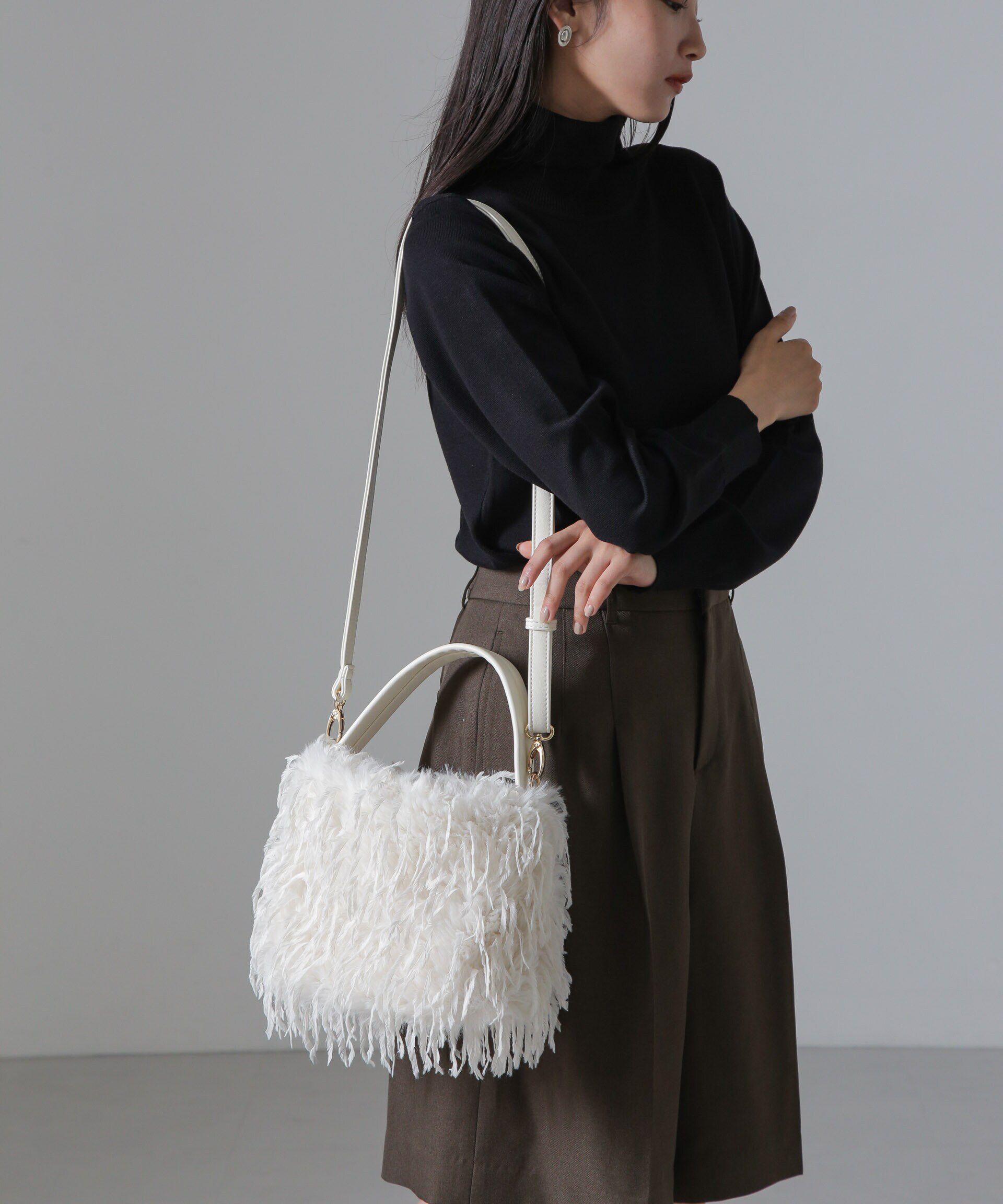 NANO universe「フェイクフェザーバケツバッグ」|ショルダー・メッセンジャー|アイボリー7