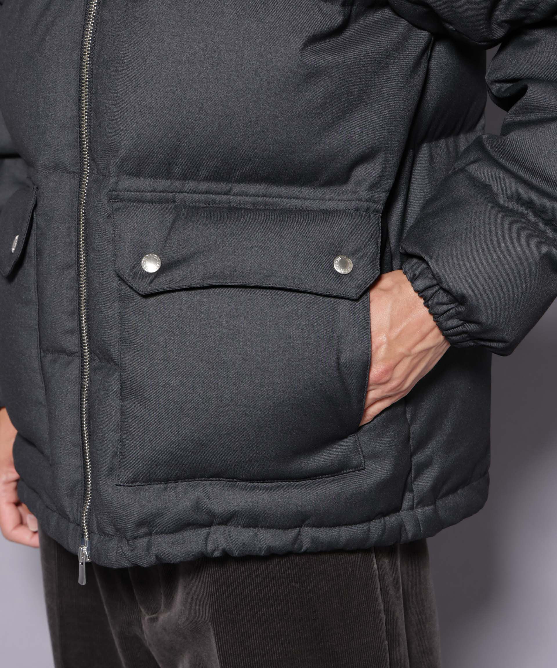 nano･universe「DELEGANTE エアリーサキソニー／グレンチェックTAIONダウンジャケット」|ダウン|