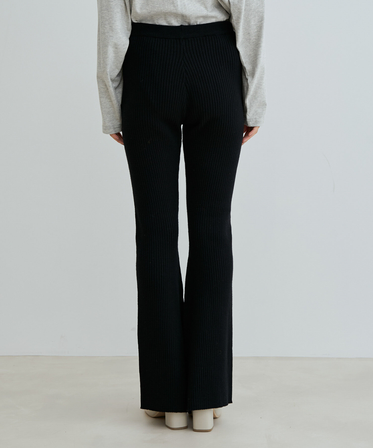 vis-a-vis「【WEB限定】もちっとリブニットカラーフレアパンツ」|スラックス|