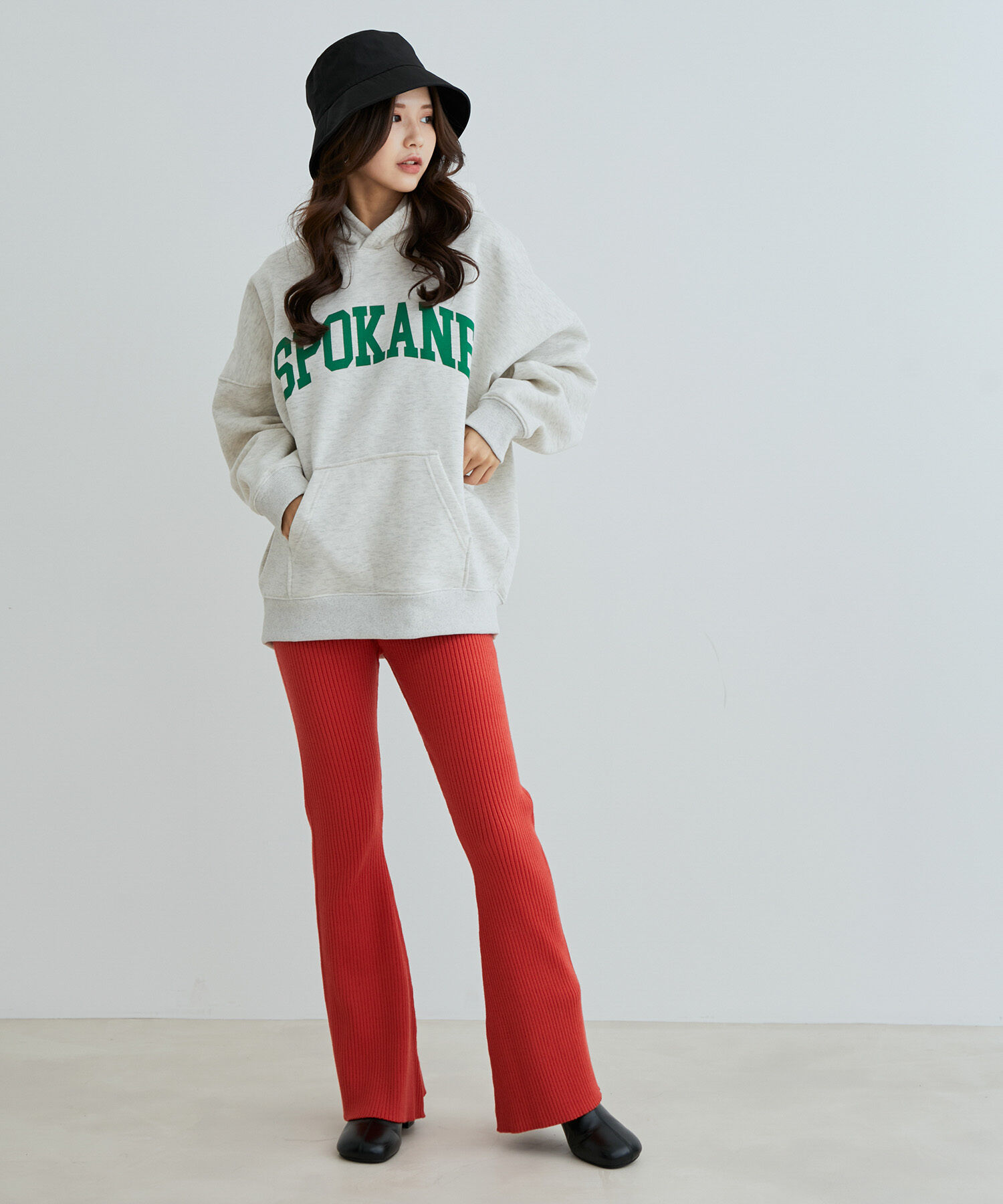 vis-a-vis「【WEB限定】もちっとリブニットカラーフレアパンツ」|スラックス|