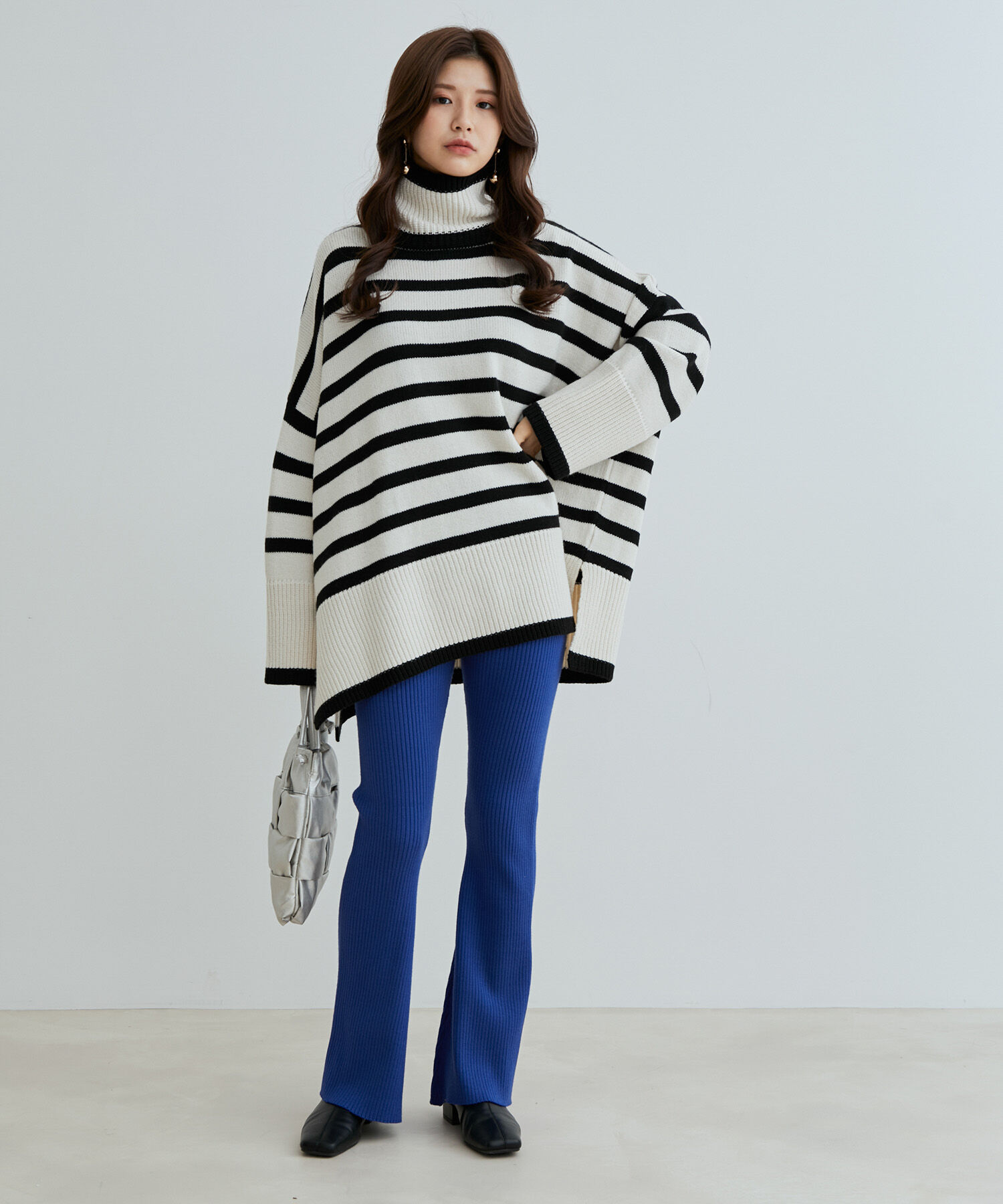 vis-a-vis「【WEB限定】もちっとリブニットカラーフレアパンツ」|スラックス|