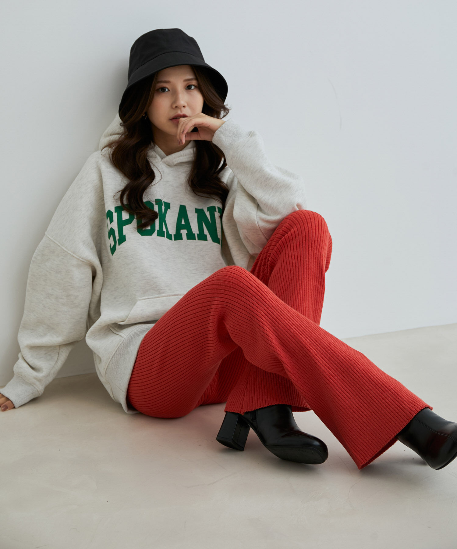 vis-a-vis「【WEB限定】もちっとリブニットカラーフレアパンツ」|スラックス|