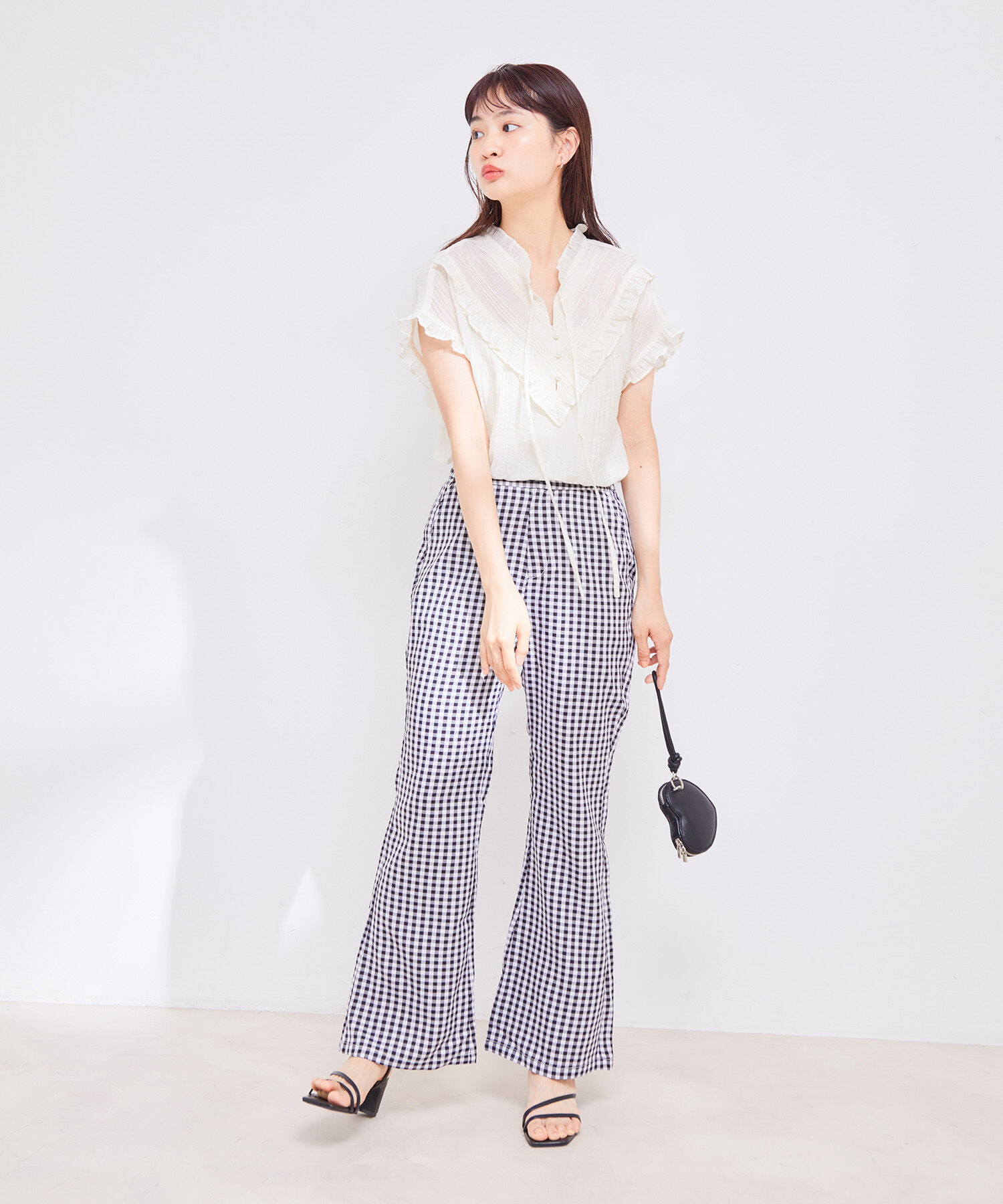 vis-a-vis「【WEB限定】ギンガムチェックフレアパンツ」|スラックス|