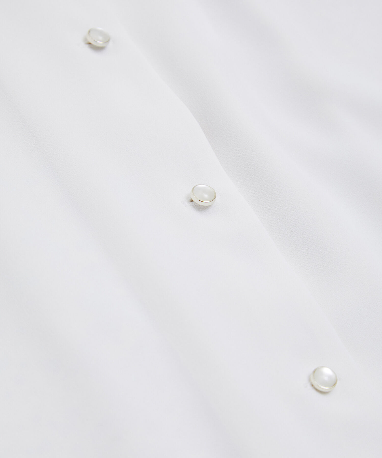 VIS「【防シワ・洗える】Vネック半袖ブラウス」|シャツ・ブラウス|