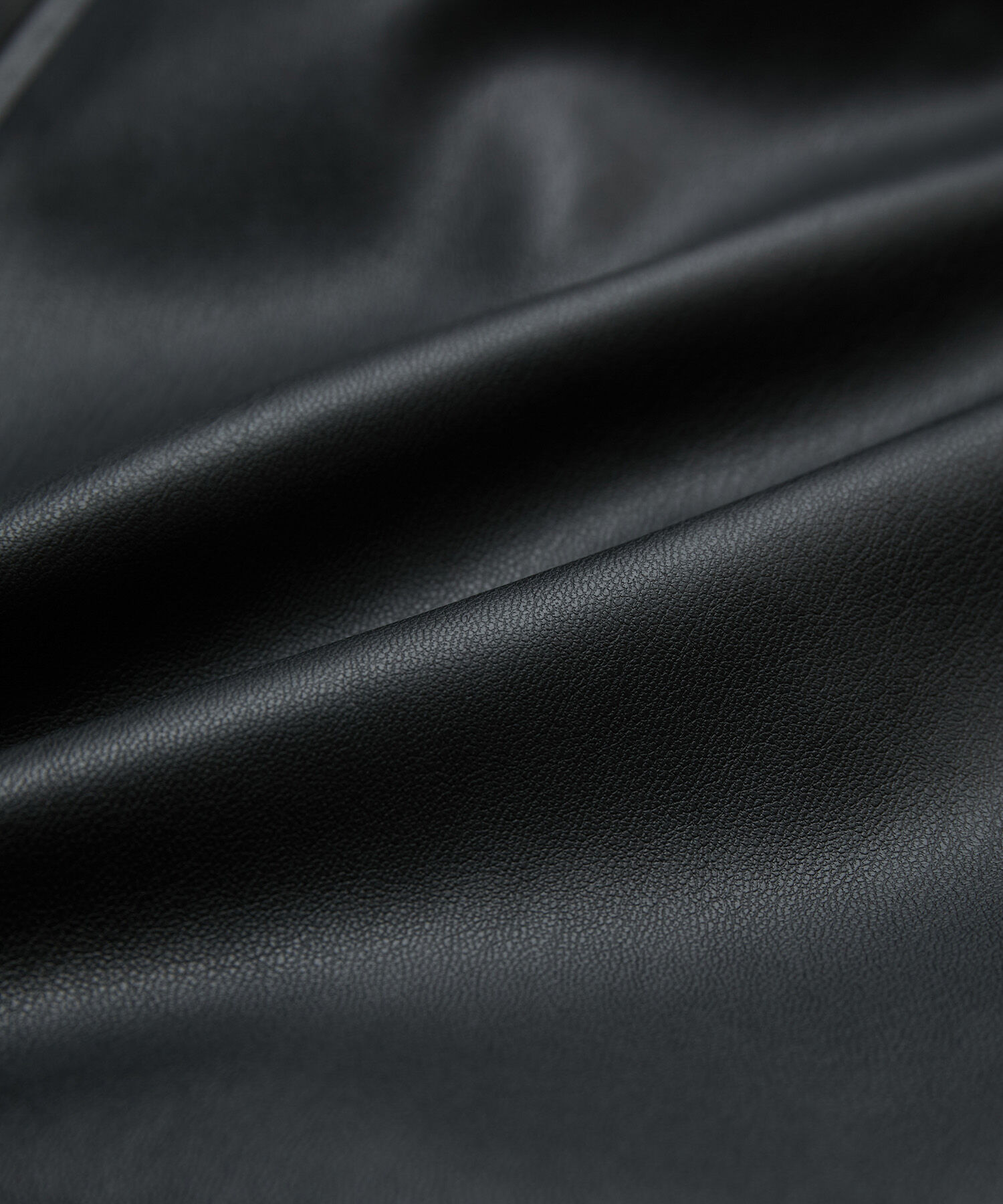 VIS「カットデザインレザーキャミワンピース」|ワンピース|