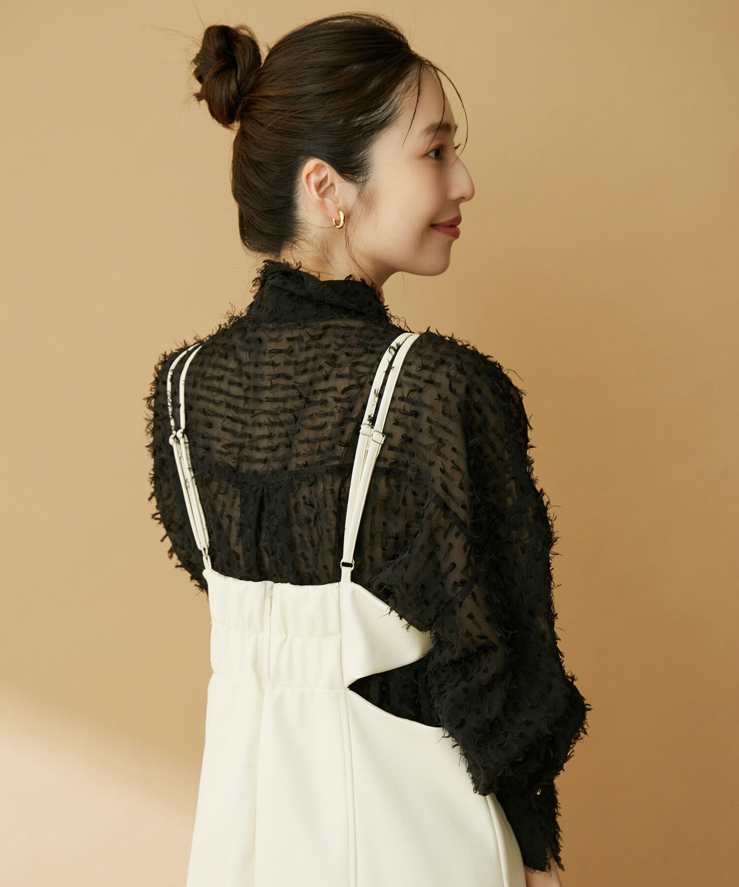 VIS「カットデザインレザーキャミワンピース」|ワンピース|