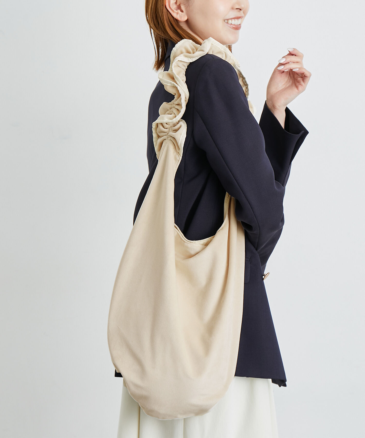 ROPE PICNIC PASSAGE「【WEB限定カラー:グリーン】A4対応/2WAYフリルベロアワンショルダーバッグ」|ショルダー・メッセンジャー|キナリ(16)