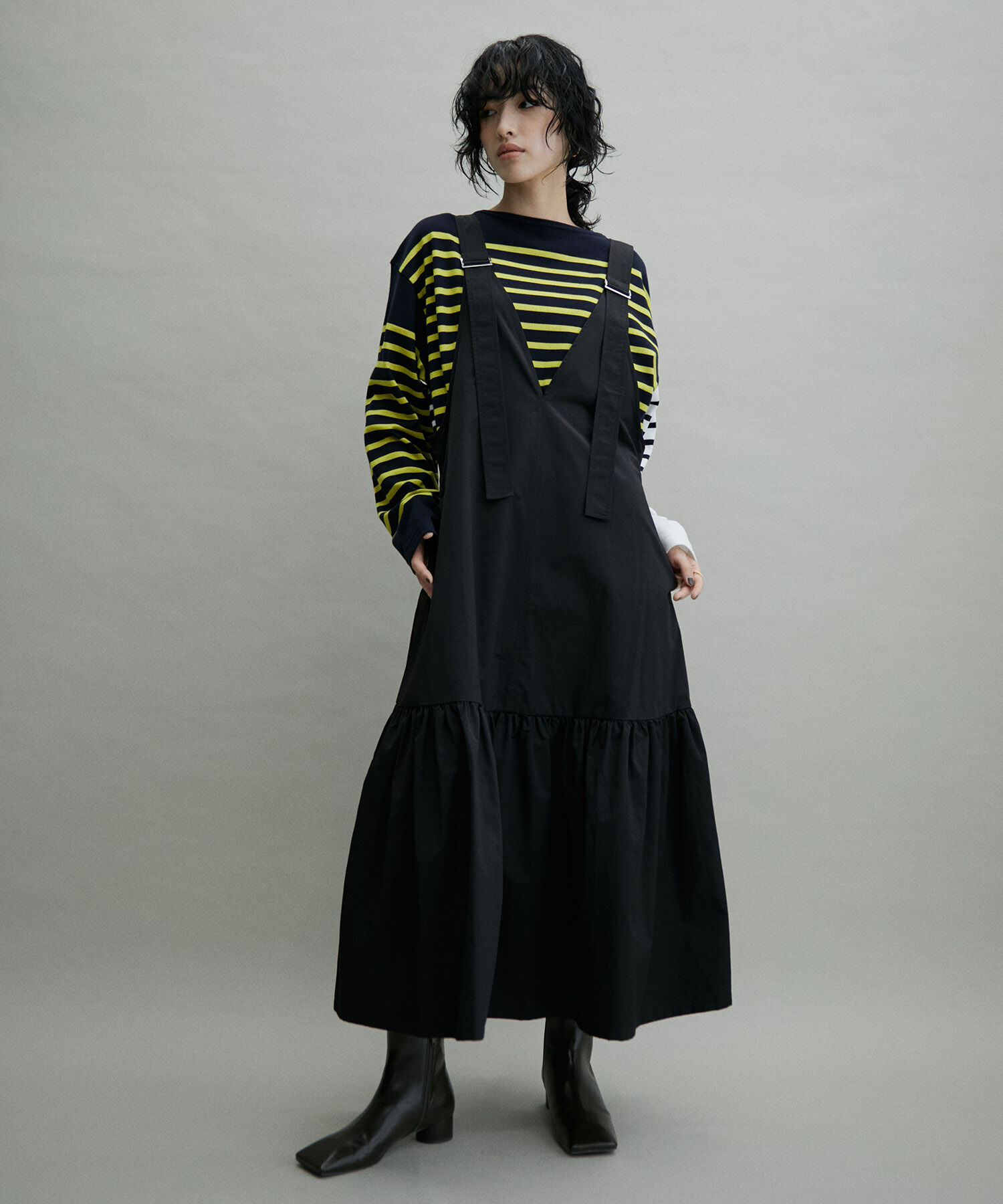 ADAM ET ROPE'「【WEB限定(一部店舗展開あり)】オーバーオールジャンパースカート」|ジャンパースカート|