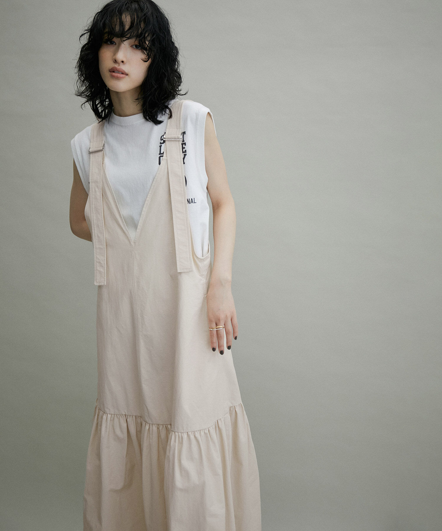 ADAM ET ROPE'「【WEB限定(一部店舗展開あり)】オーバーオールジャンパースカート」|ジャンパースカート|