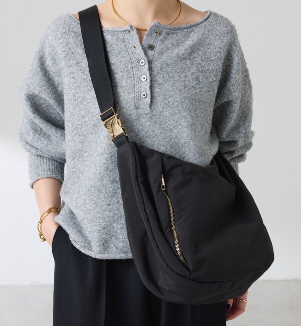  「【軽量320g！ショルダー長さ調整可/A4対応】ナイロンテープショルダーバッグ」|トートバッグ|