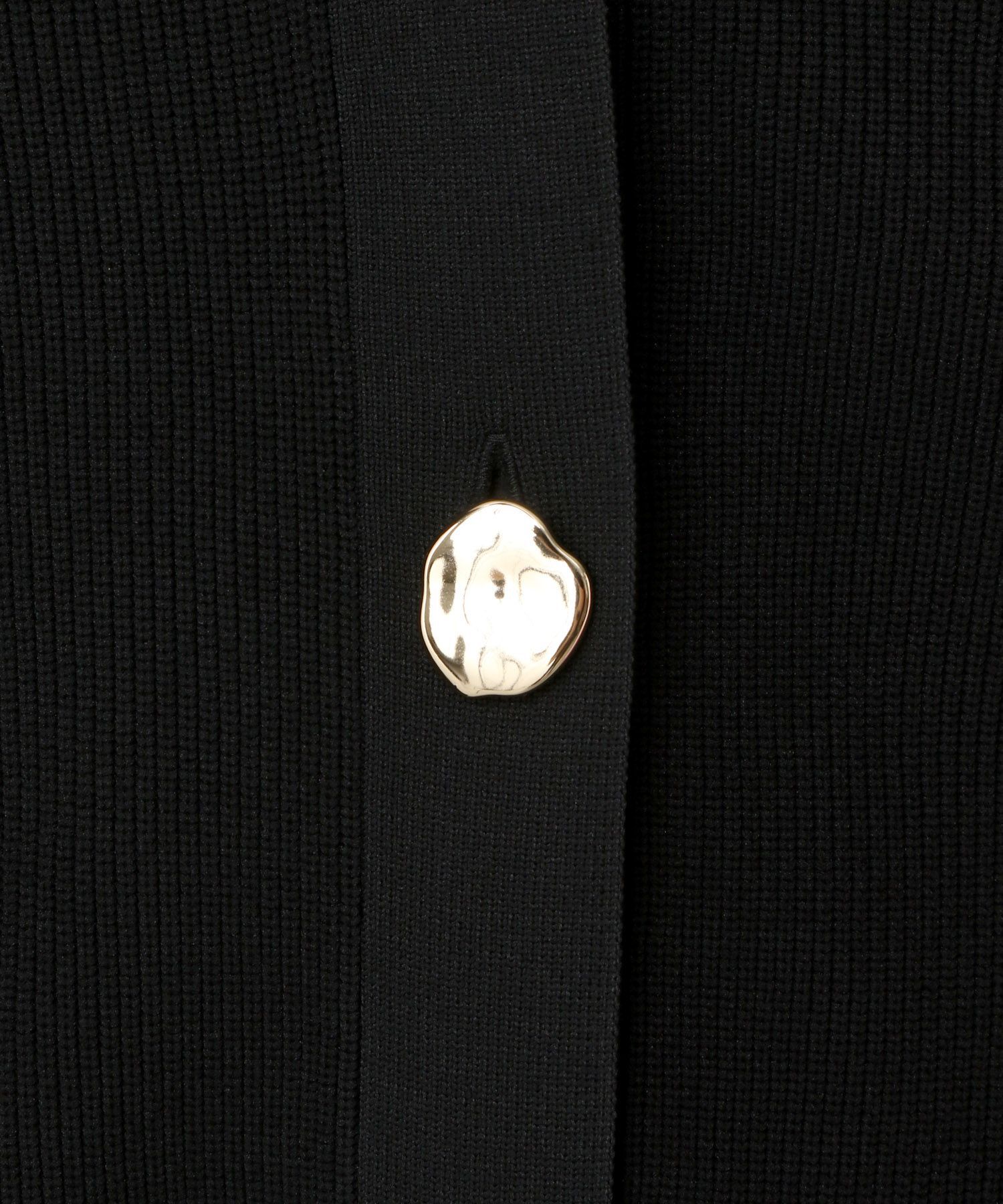 LOWRYS FARM「デコボタンショートカーディガン」|ニット・セーター|