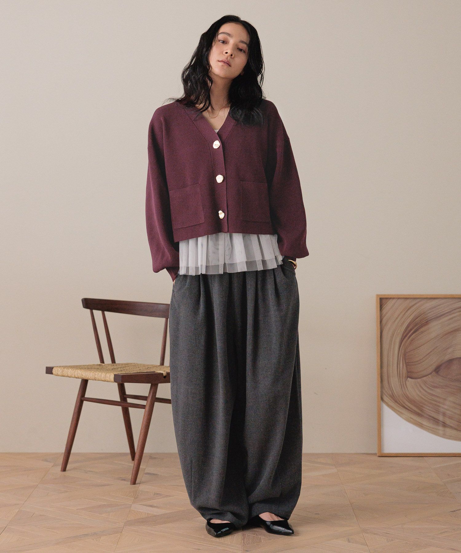 LOWRYS FARM「デコボタンショートカーディガン」|ニット・セーター|