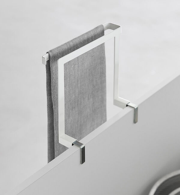 collex「【tower】シンク下収納扉タオルハンガー 高さ15cm」|食器・キッチングッズ|