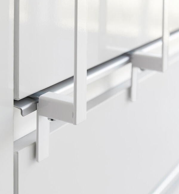 collex「【tower】シンク下収納扉タオルハンガー 高さ15cm」|食器・キッチングッズ|