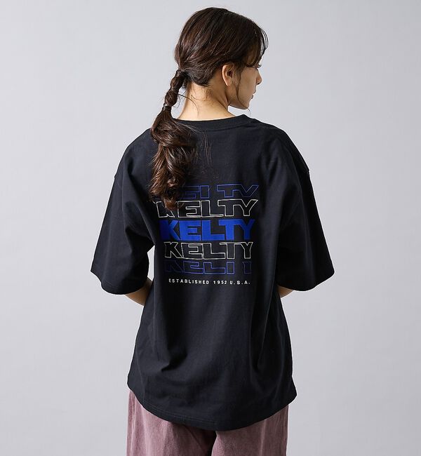 ABAHOUSE「【KELTY / ケルティ】Back Typo Logo T-Shirt / バ」|Tシャツ・カットソー|ブラック