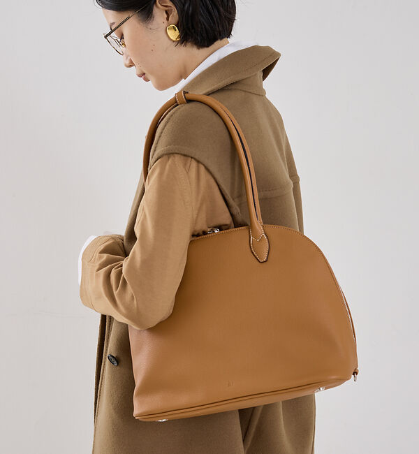 The Store by C' 「【＆MyuQ】THALLO／ショルダーバッグ」|ショルダー・メッセンジャー|キャメル